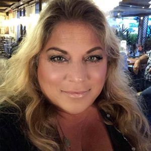 Meet your Posher, Lauralee